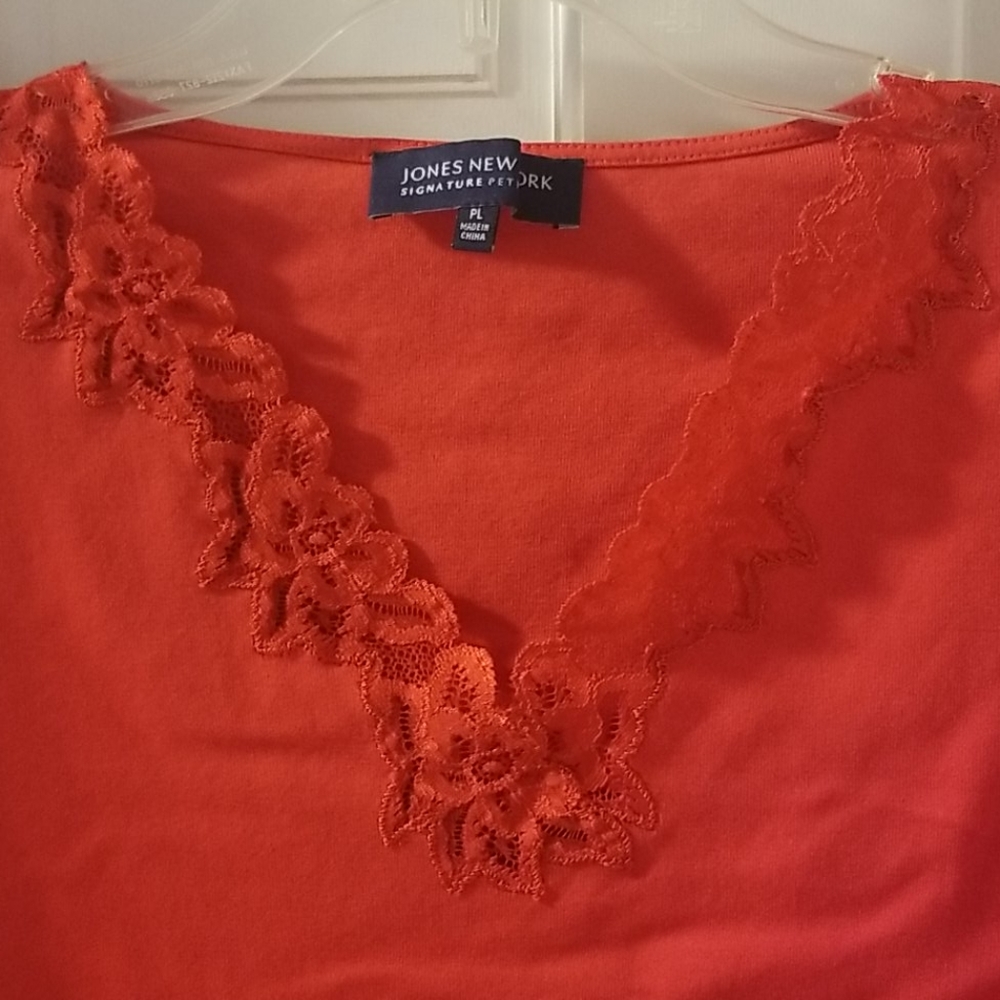3 for 15$- Jones new York 3/4 length sleeve top - Picture 2 of 3